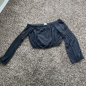 Long sleeve crop top